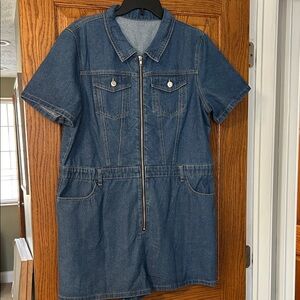 Denim Short-Sleeve Zip-Front Romper - Blue